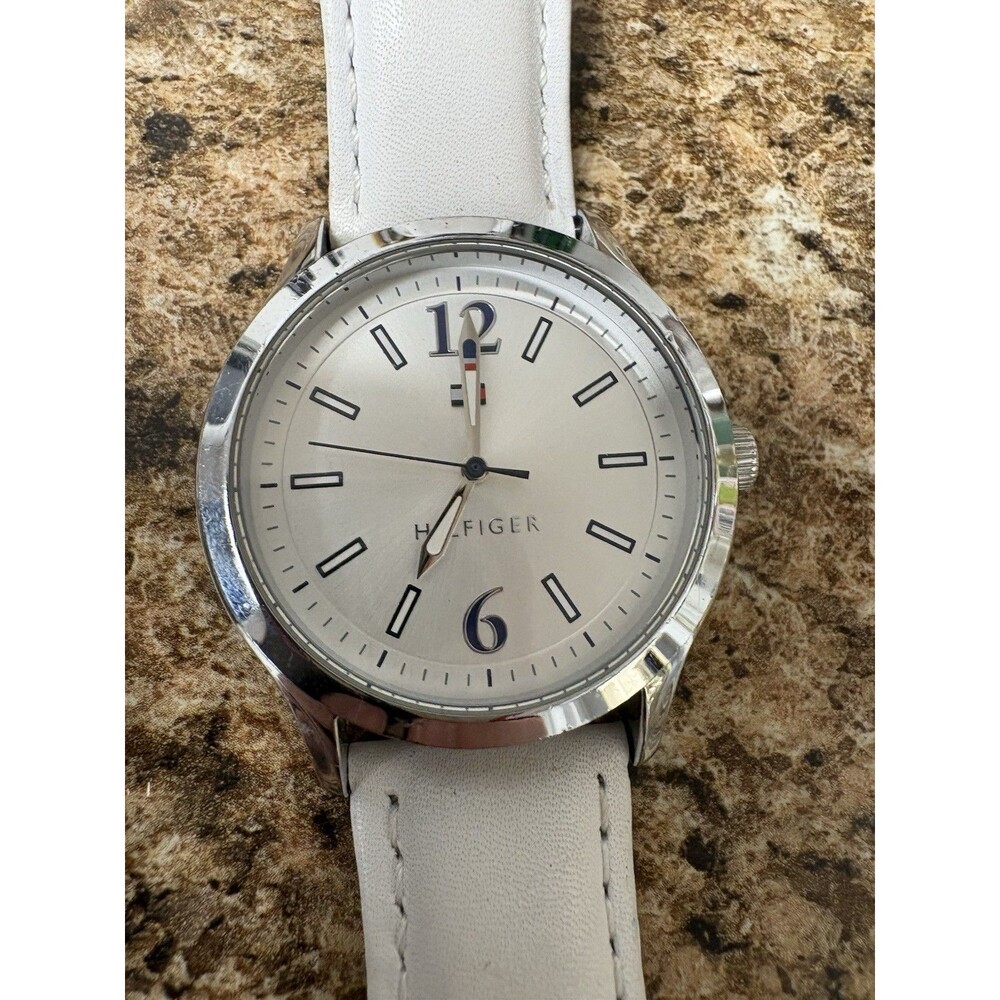 Tommy Hilfiger Women’s White Leather Strap Watch Silver Tone Minimalist Dial